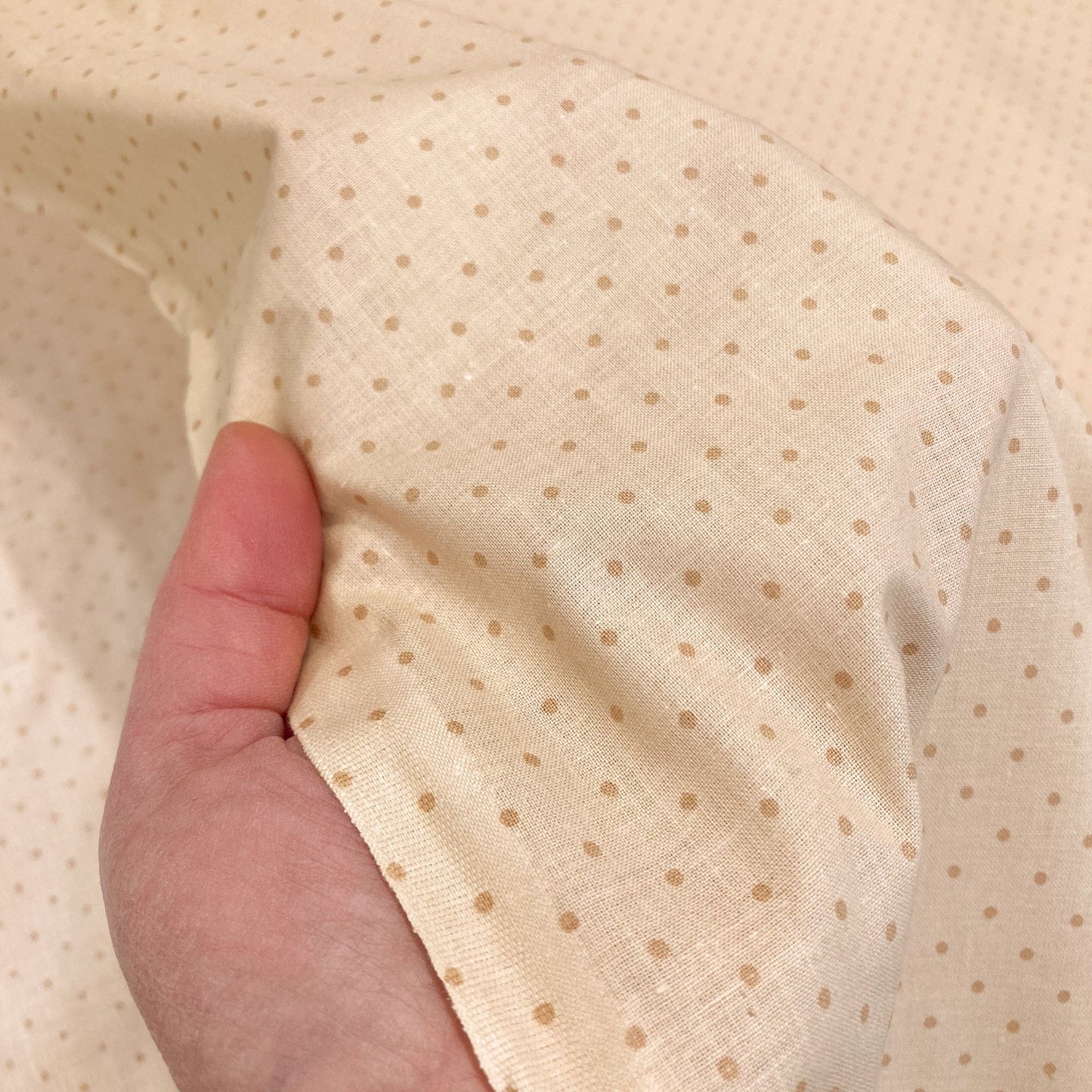 Deadstock: Ex-Joann Quilting Cotton 'Beige Spot'