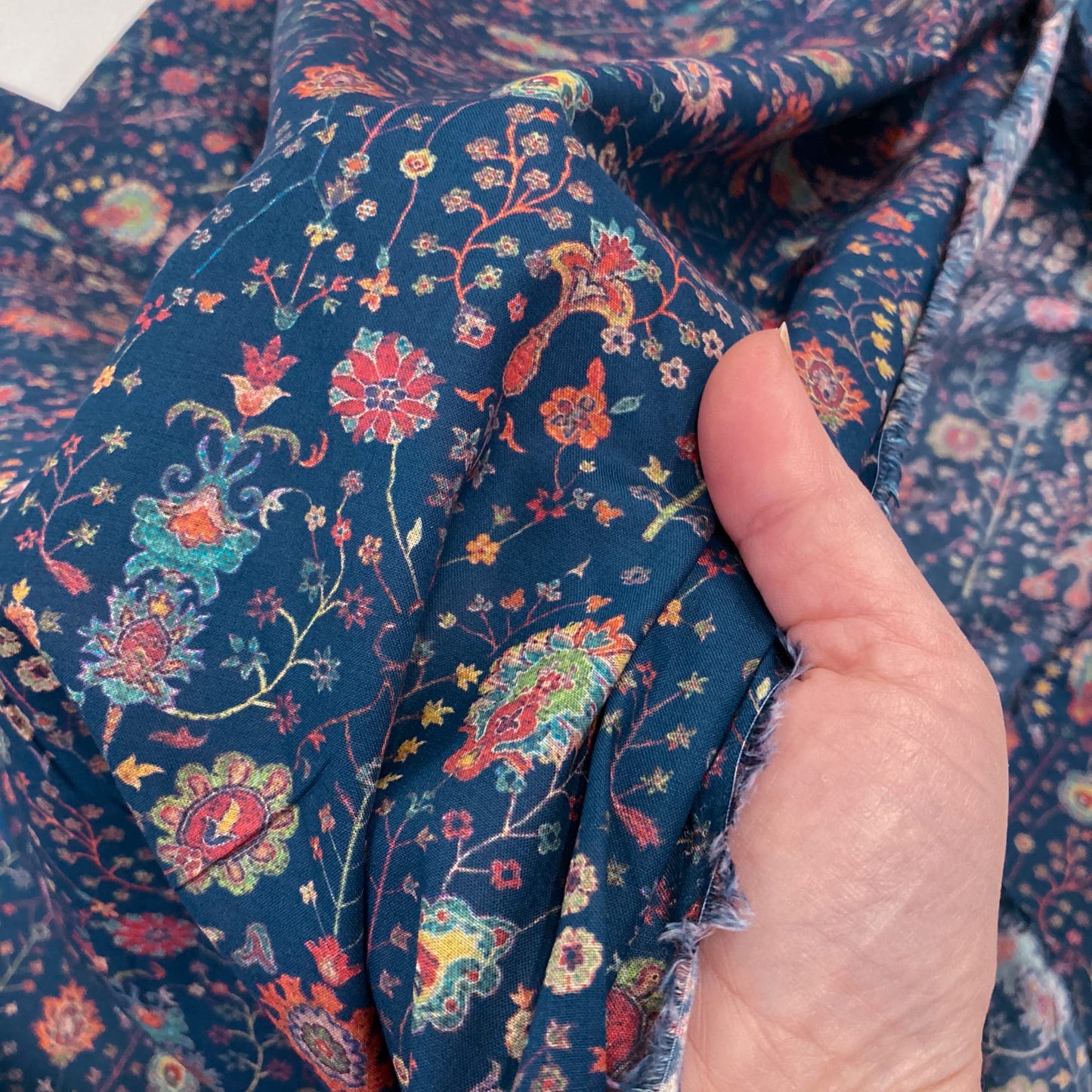 Fabric Freedom Cotton Lawn 'Tapestry' in Dusk