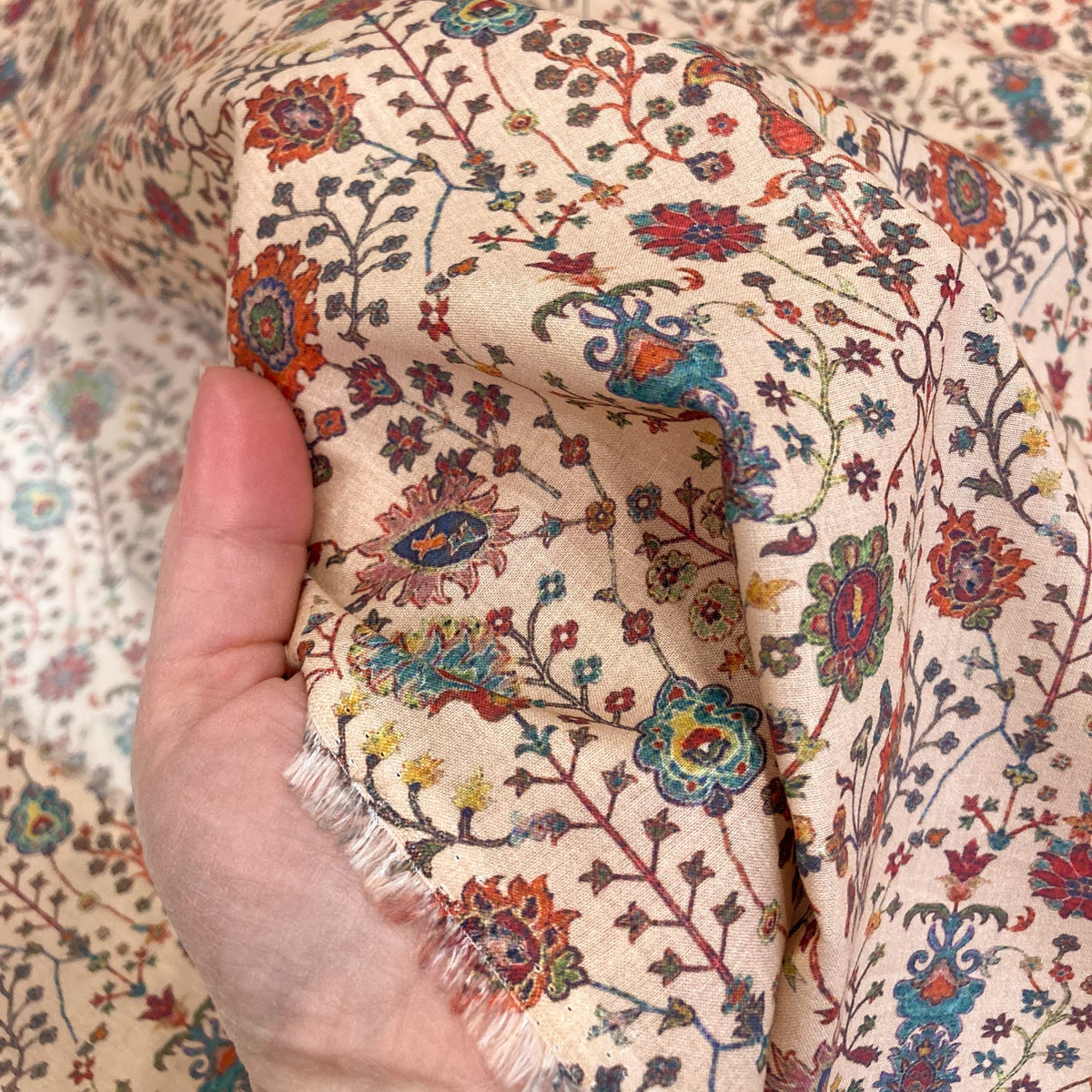 Fabric Freedom Cotton Lawn 'Tapestry' in Fawn