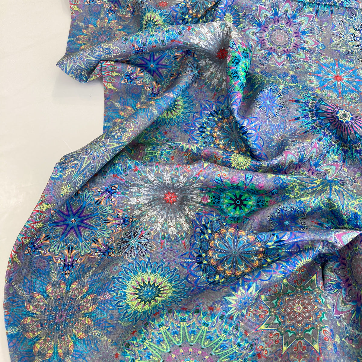 Fabric Freedom Cotton Quiltback 'Calixta' in Denim Blue