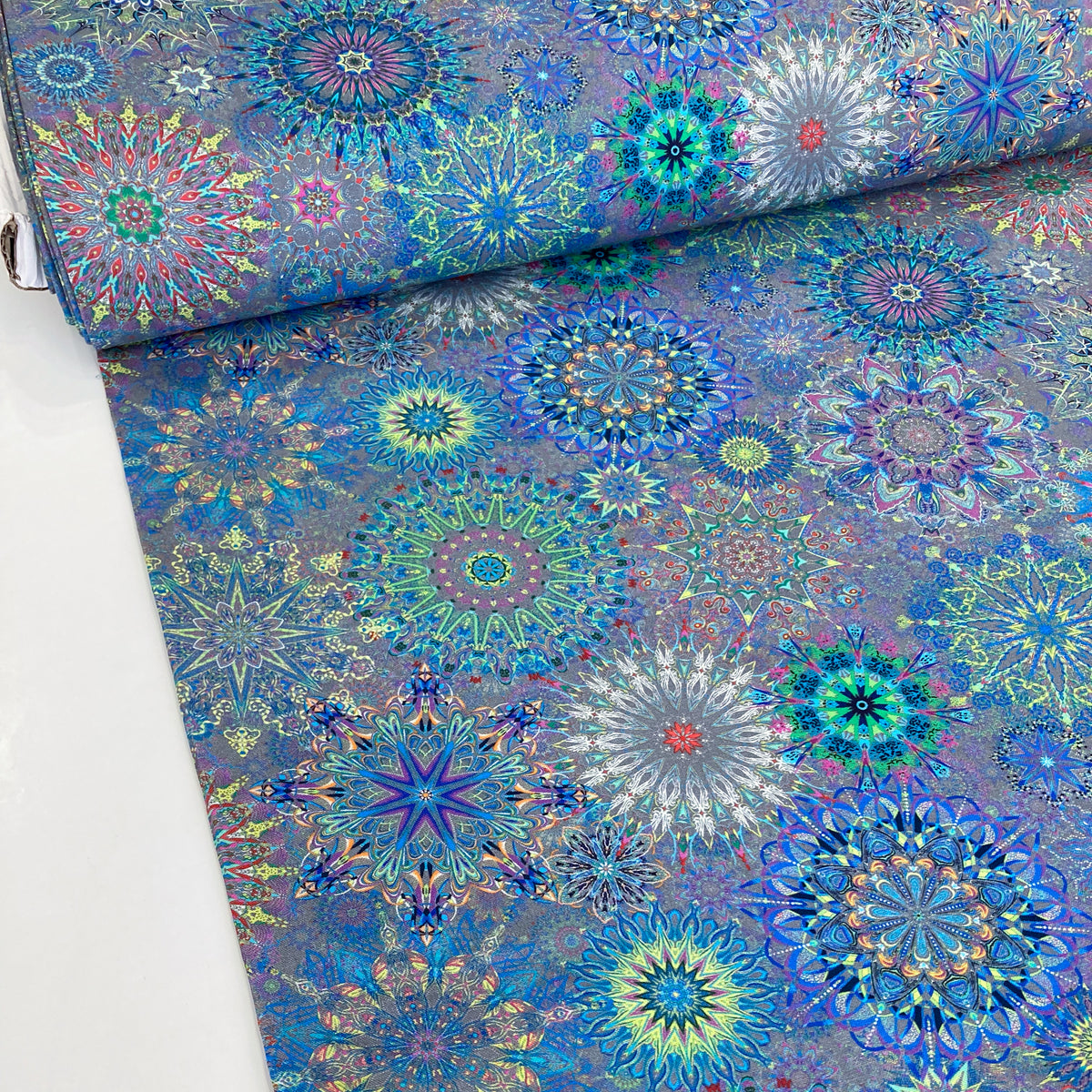 Fabric Freedom Cotton Quiltback 'Calixta' in Denim Blue