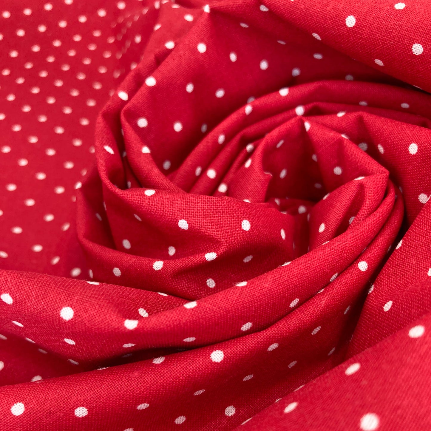 Deadstock: Ex-Joann Quilting Cotton 'Red Polka'