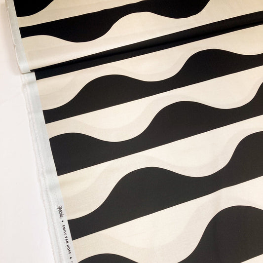 Moda Emily van Hoff 'Groove' Quilting Cotton Two-Tone Curve in 'Tuxedo'