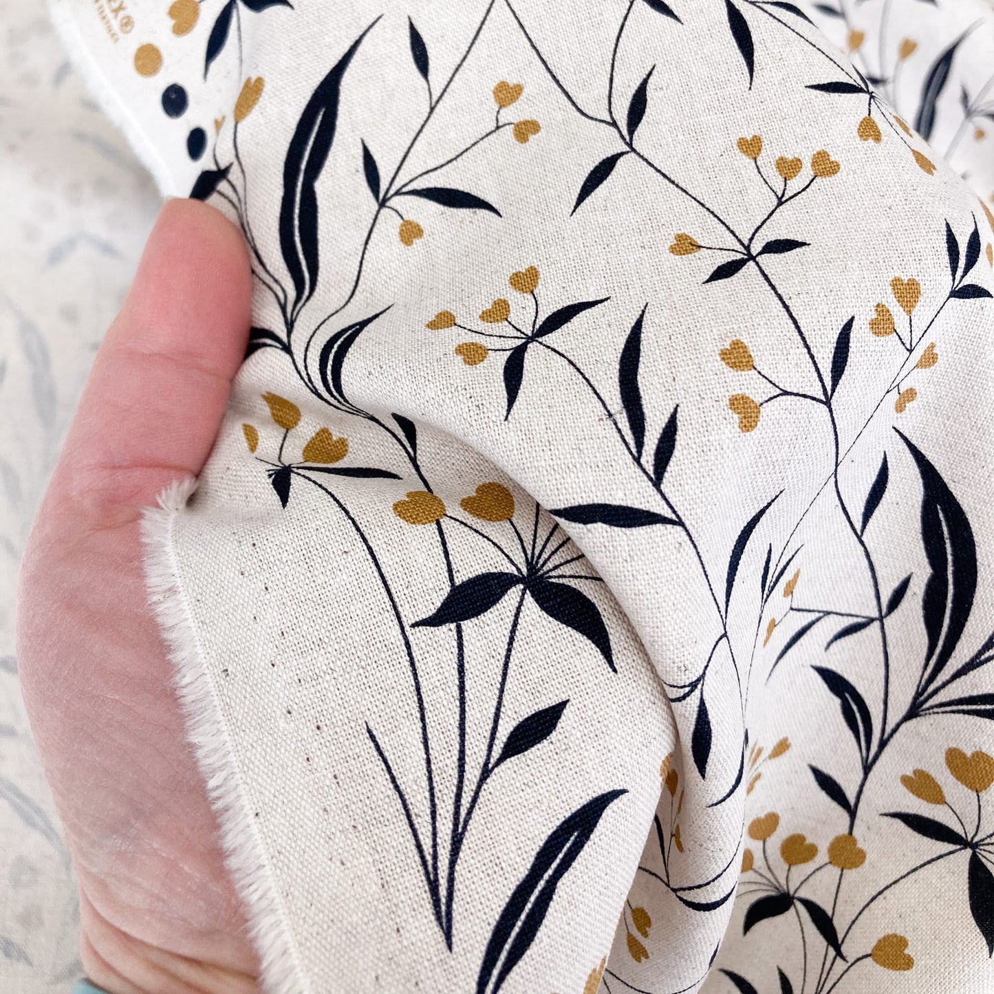 Moda Fabrics 'Arabesque' Mochi Linen 'Highland' in Angel