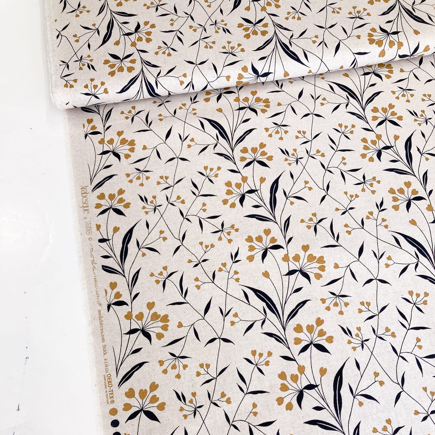Moda Fabrics 'Arabesque' Mochi Linen 'Highland' in Angel
