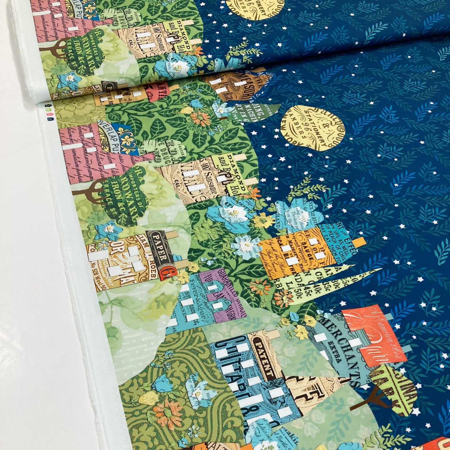 Moda 'Paper Hamlet' Quilting Cotton 'Midnight' Double Border Print