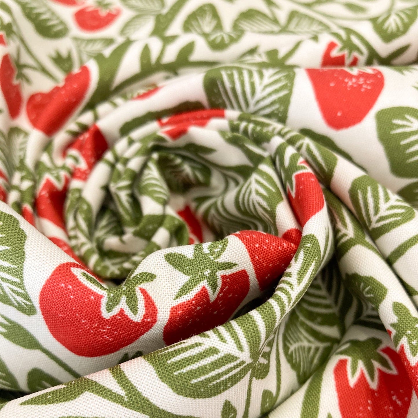Moda 'Garden Series' Quilting Cotton 'Strawberries' in Cream