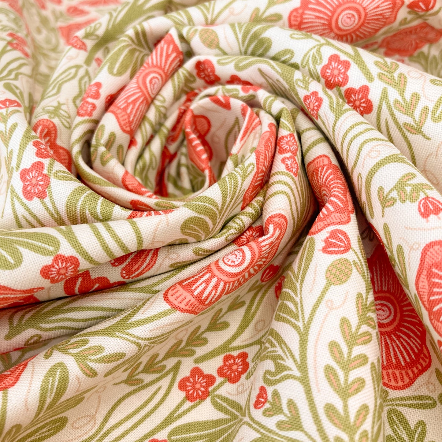 Moda 'The Henhouse' Quilting Cotton 'Poppy Floral'
