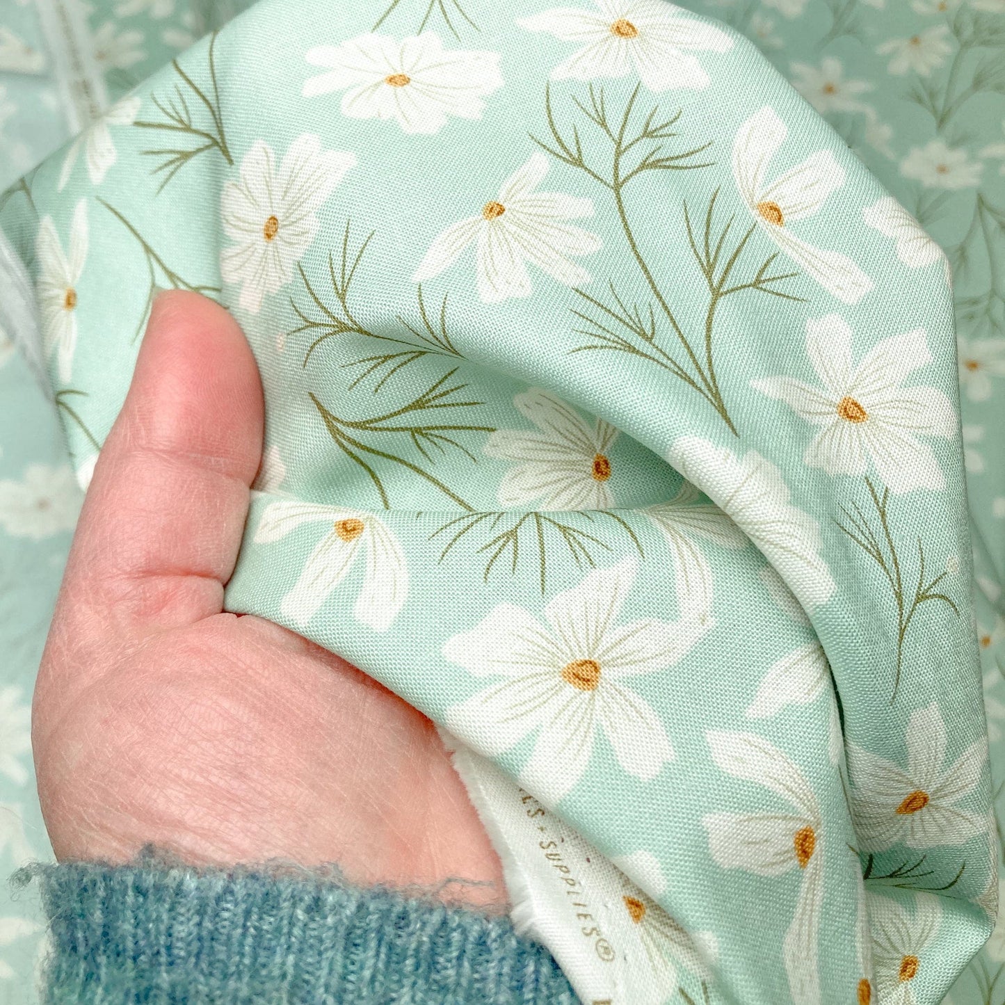 Moda 'Seaglass Summer' Quilting Cotton 'Cottage Cosmo' in Ocean Air