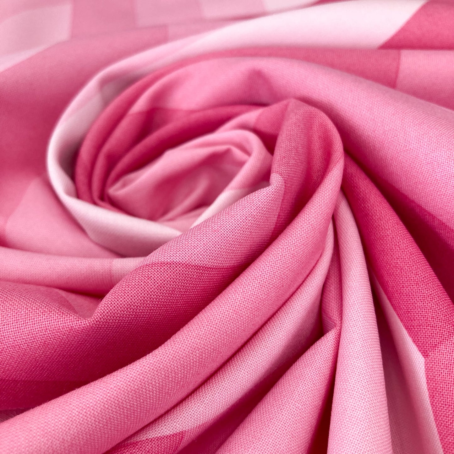 Moda Emily van Hoff 'Echo' Quilting Cotton in Pink