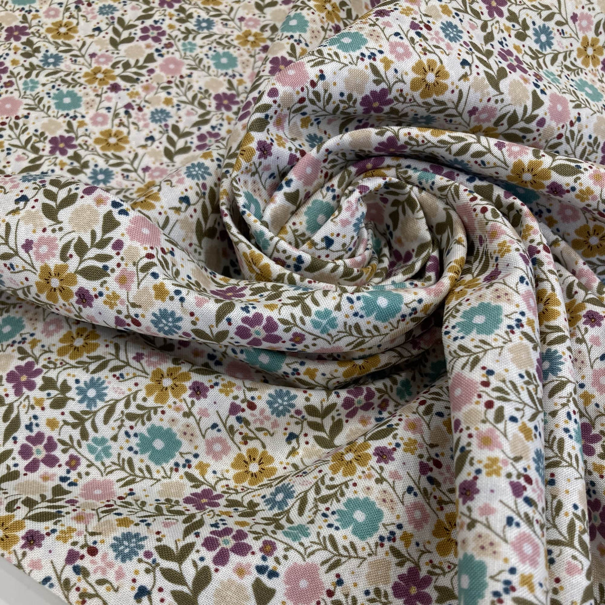 RJR Fabrics Quilting Cotton 'Flower Magic Tea Blend'