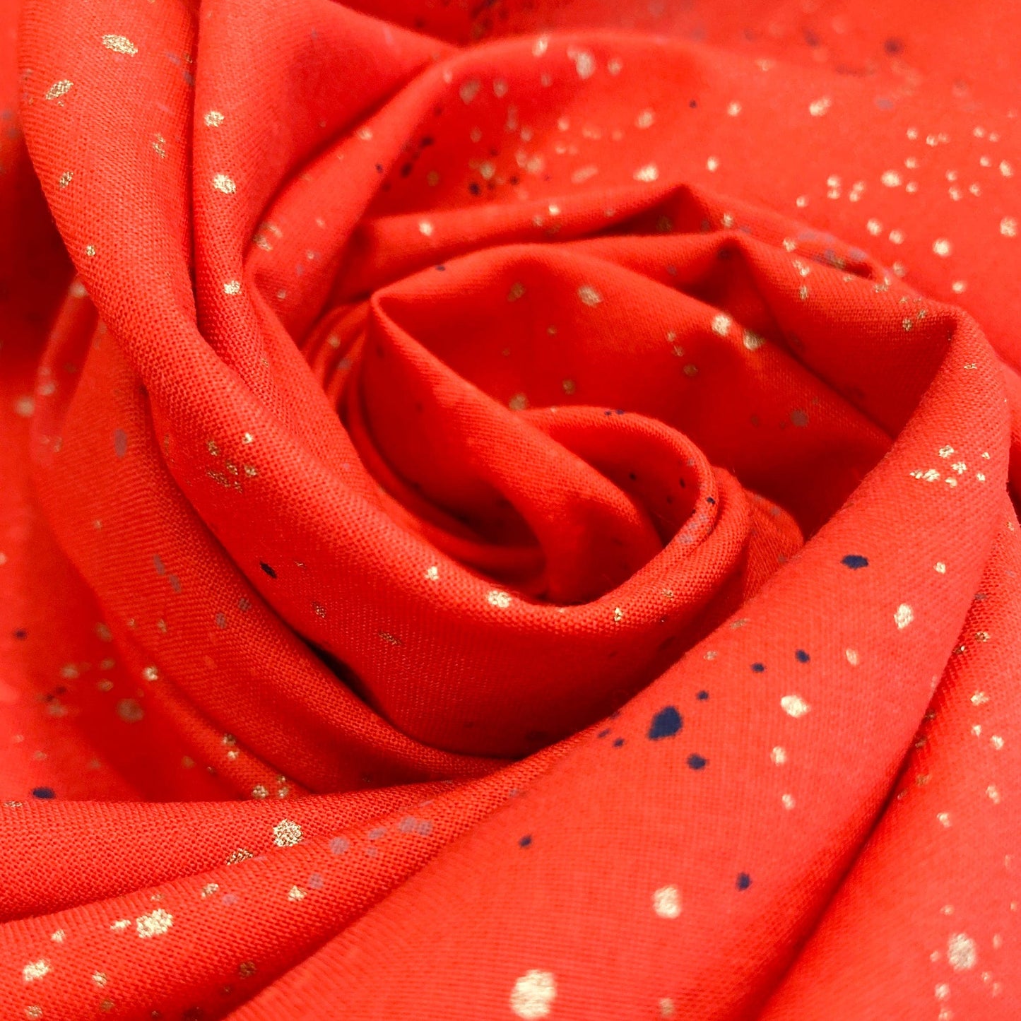 Ruby Star Society 'Speckled' Quilting Cotton in 'Poinsettia' (Metallic)