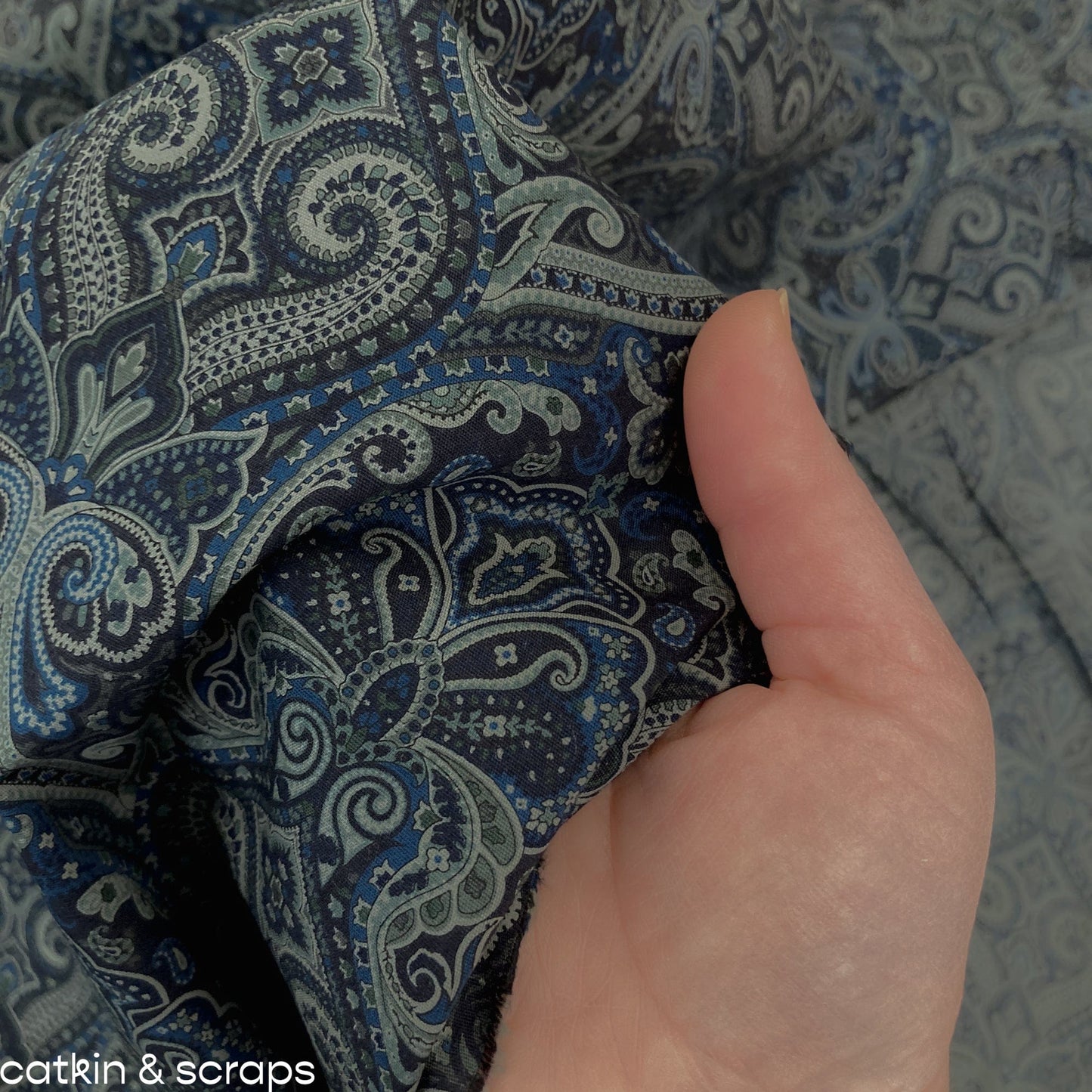 Sevenberry Cotton Broadcloth Paisley in Green