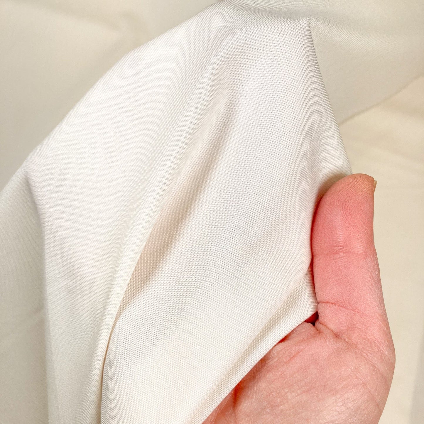 Tilda Quilting Solids Collection 'Dove White'