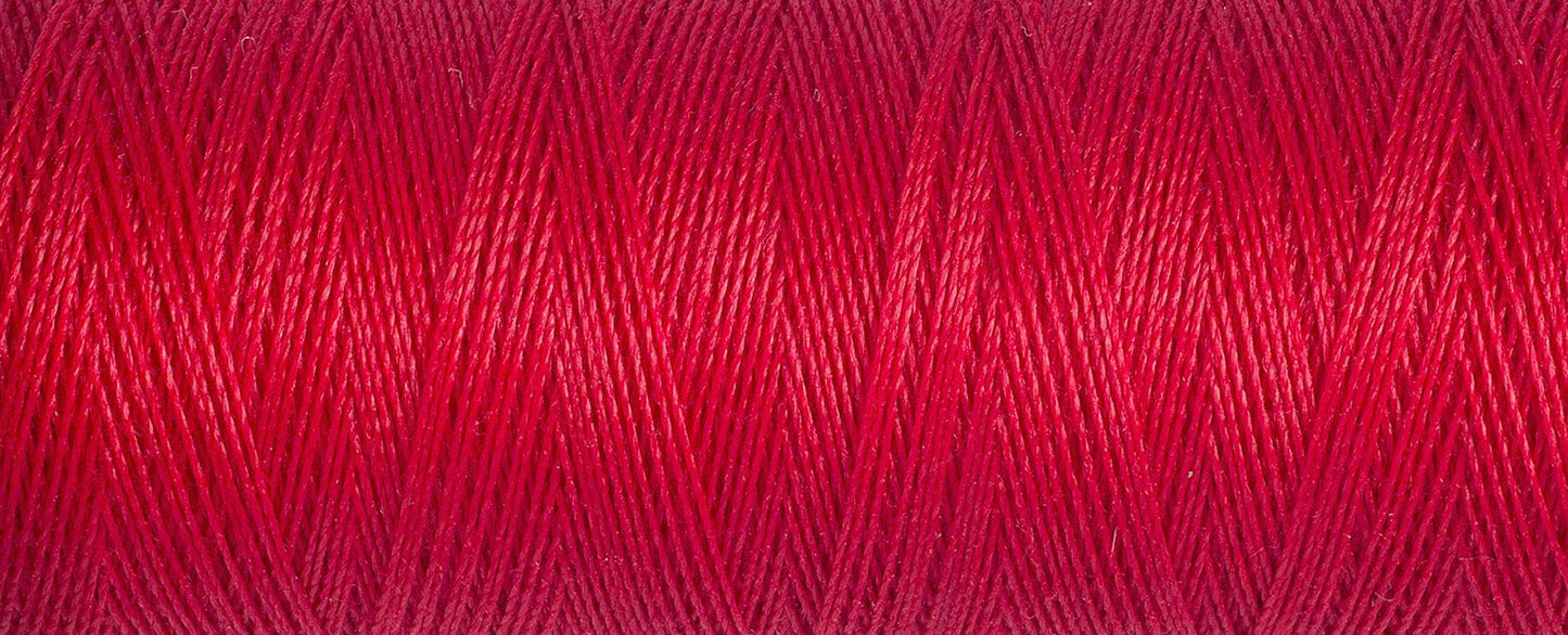 100m Reel Gütermann Recycled Sew-All Thread in Red 156