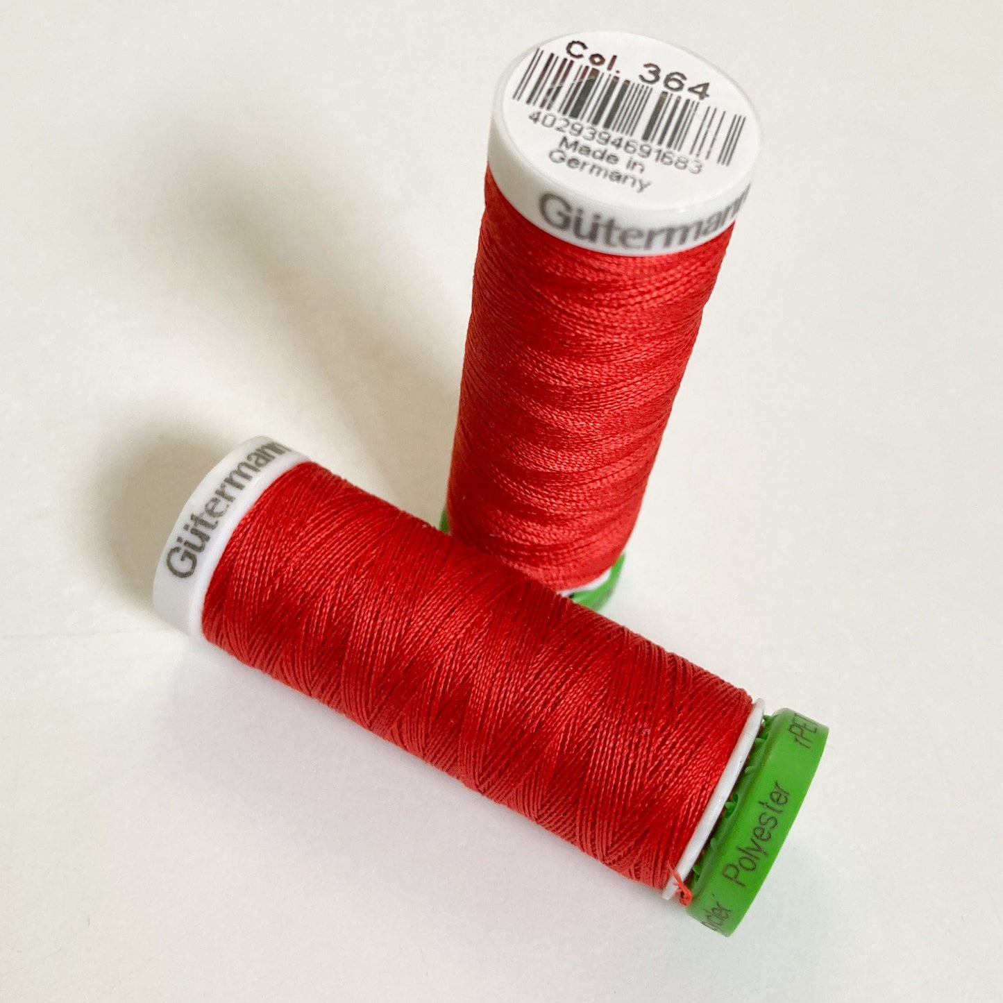 100 m Reel Gütermann Recycled Sew-All Thread in red, no. 364