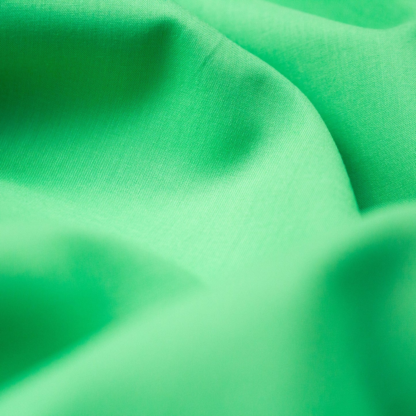 Liberty Fabrics Plain Tana Lawn™ in 'Fern' Green