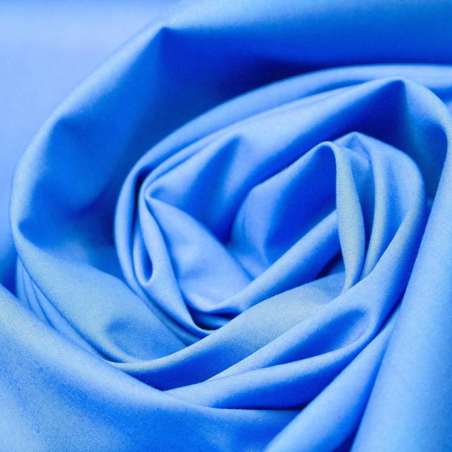 Liberty Fabrics Plain Tana Lawn™ in 'Waterfall' Blue